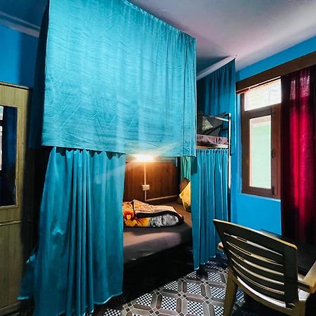 Non Stop Cafe Hostel & Stay مايالي المظهر الخارجي الصورة