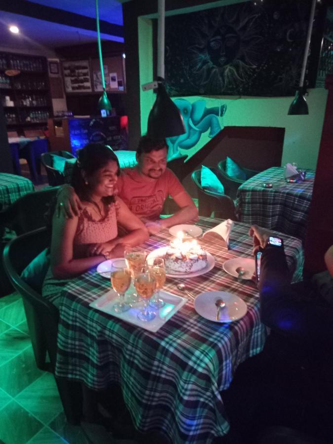 Non Stop Cafe Hostel & Stay مايالي المظهر الخارجي الصورة