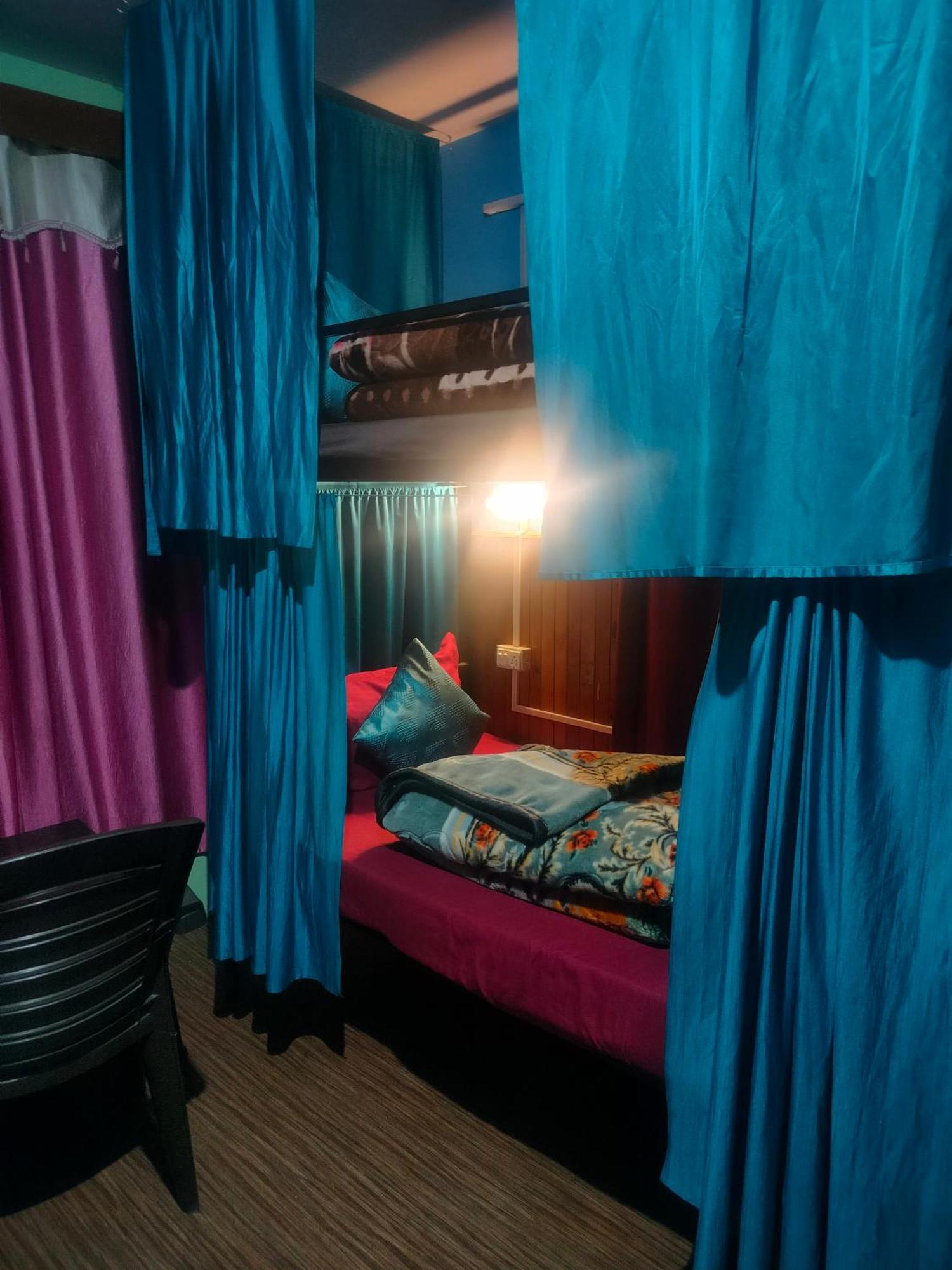 Non Stop Cafe Hostel & Stay مايالي المظهر الخارجي الصورة