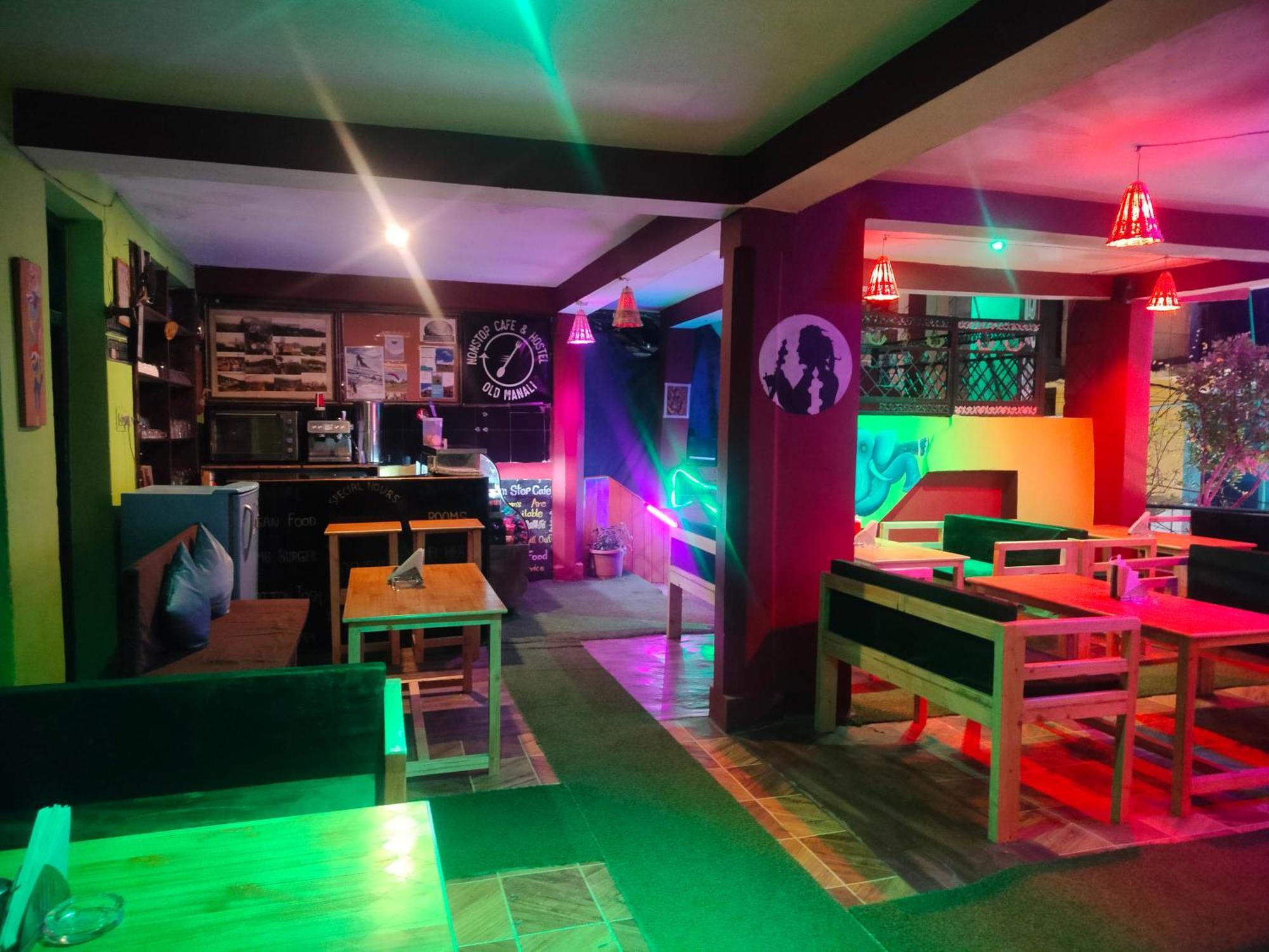 Non Stop Cafe Hostel & Stay مايالي المظهر الخارجي الصورة