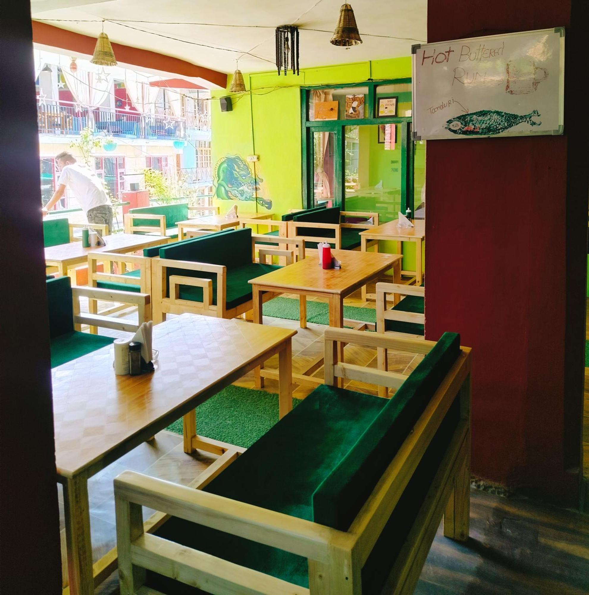 Non Stop Cafe Hostel & Stay مايالي المظهر الخارجي الصورة
